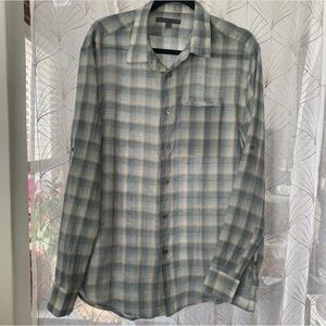 John Varvatos button up in Excellent condition
